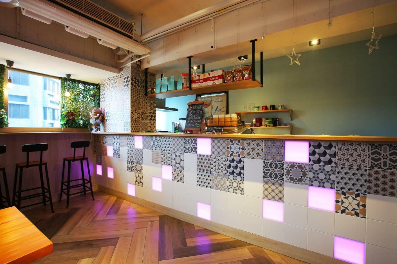 טאיצ'ונג Loosha Hostel מראה חיצוני תמונה