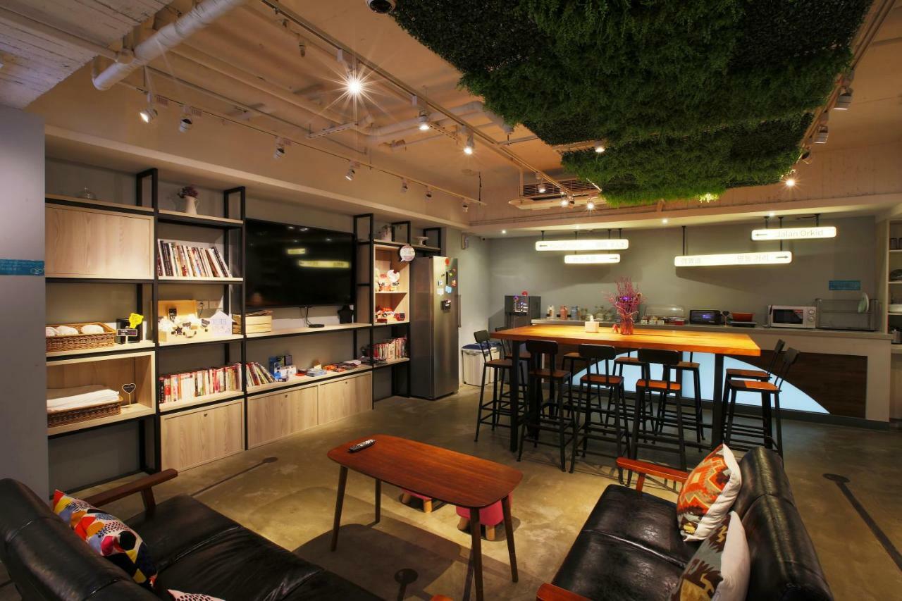טאיצ'ונג Loosha Hostel מראה חיצוני תמונה