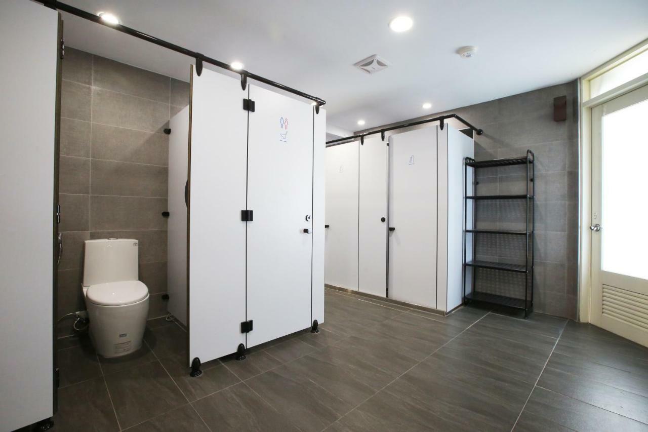 טאיצ'ונג Loosha Hostel מראה חיצוני תמונה